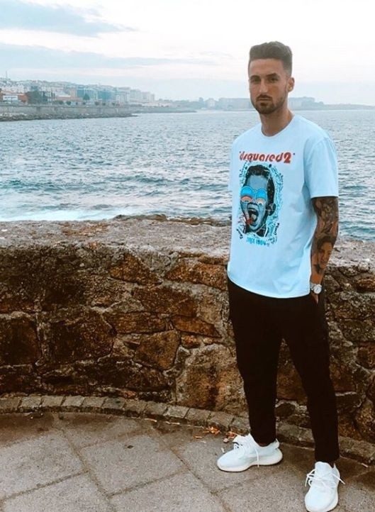 Piłkarz jak model. Mamy dla Was wyjątkowe zdjęcia nowego gracza Korony Kielce - Hiszpana Hugo Díaza Rodrígueza z Instagrama 