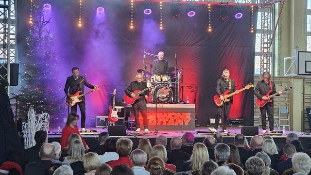 Czerwone Gitary zagrały na spotkaniu samorządowców w Przysusze.