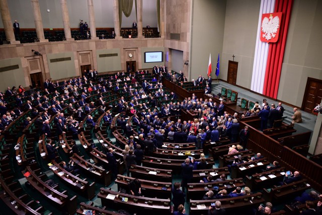 Dodatkowe posiedzenie Sejmu ma się odbyć w sierpniu