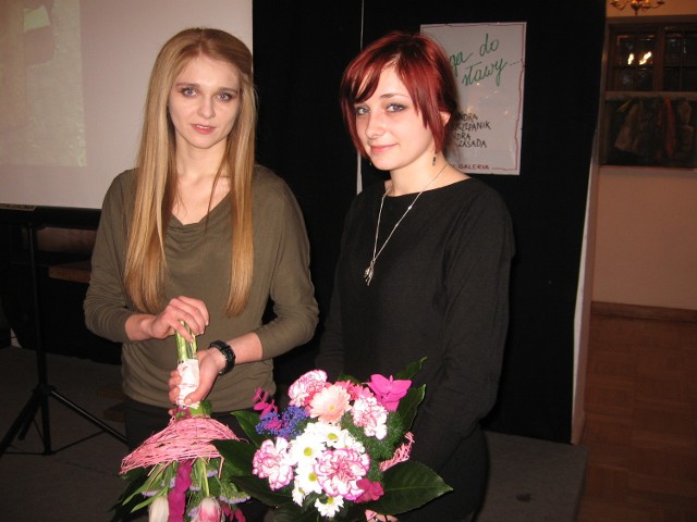 Ola Szczepanik( z lewej) i Ola Zasada marzą o studiach w Akademii Sztuk Pięknych.