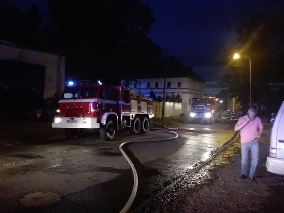 Do dużego pożaru w Żarach przy ul. Szpitalnej doszło we...