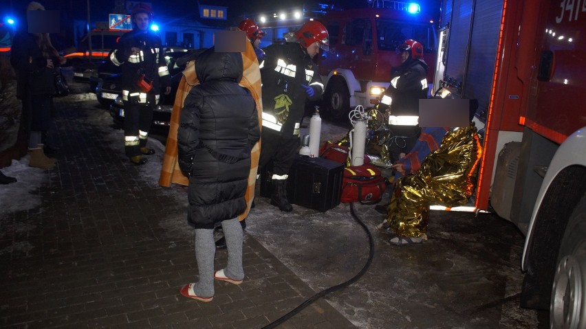 Ogień odciął drogę ucieczki. Paliło się mieszkanie na...