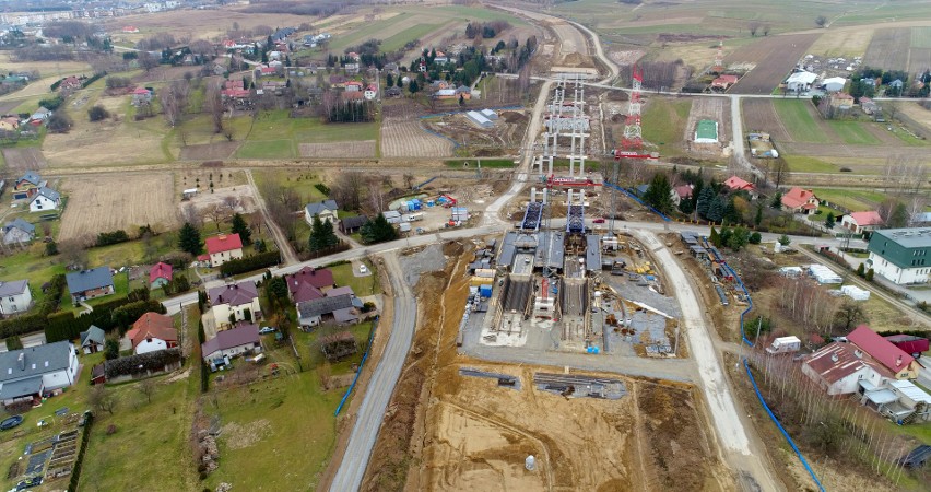 Inklinometr na budowie S19 Rzeszów Południe - Babica. Bada przemieszczanie się mas ziemnych w głębi gruntu