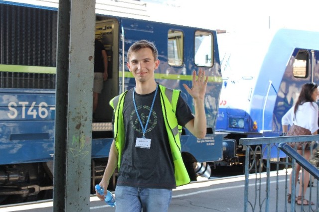 Grzegorz Kuźniar (21 lat) jest najmłodszym radnym.
