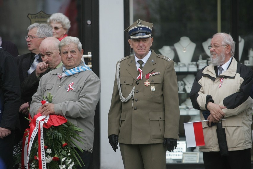 Mieszkańcy świętowali na rynku 3 Maja