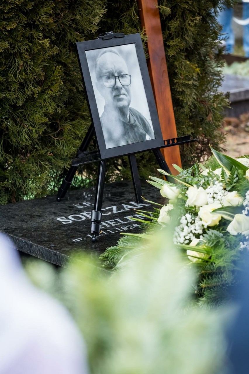 Andrzej Szajna spoczął na Cmentarzu Nowofarnym w Bydgoszczy