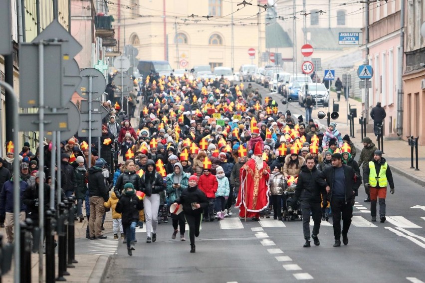 Orszak Trzech Króli, Piątek (6 stycznia)...