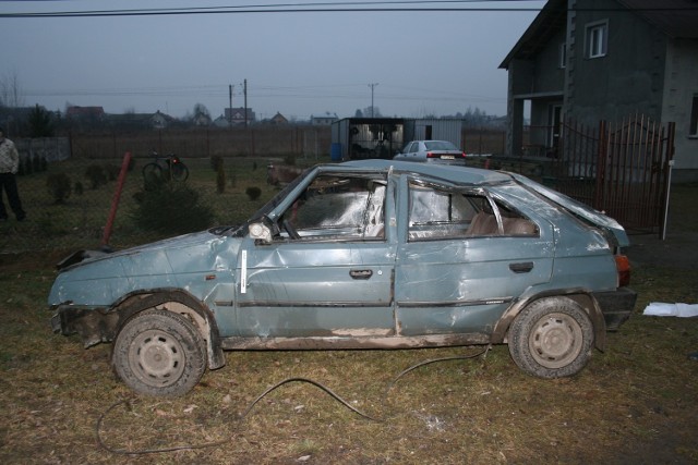 To auto uderzyło w dwójkę dzieci.