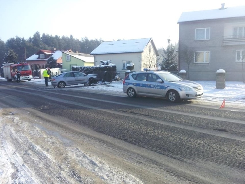 Wypadek w Turzy: O mały włos od tragedii [ZDJĘCIA]