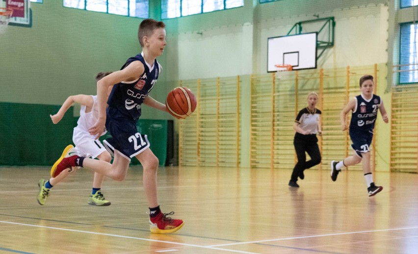 KOszykówka U12M. Energa Adkonis Słupsk uległa na swoim parkiecie 60:111 Gdyńskiej Akademii Koszykówki