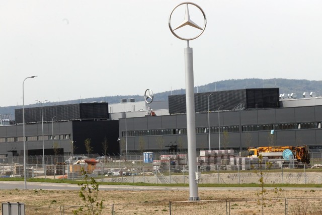 Istniejąca już fabryka Mercedesa w Jaworze okazała się bardzo dobrą inwestycją. Niemcy postanowili zrobić kolejny duży krok do przodu.