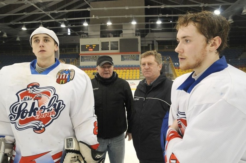 Mistrzostwa Polski juniorow w hokeju na lodzie  mecz finalowy Sokoly Torun - Stoczniowiec Gdansk