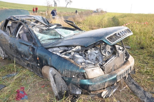 Do najtragiczniejszego wypadku doszło w miejscowości Chodorążek, w gminie Lipno. Zginął 32-letni kierowca,