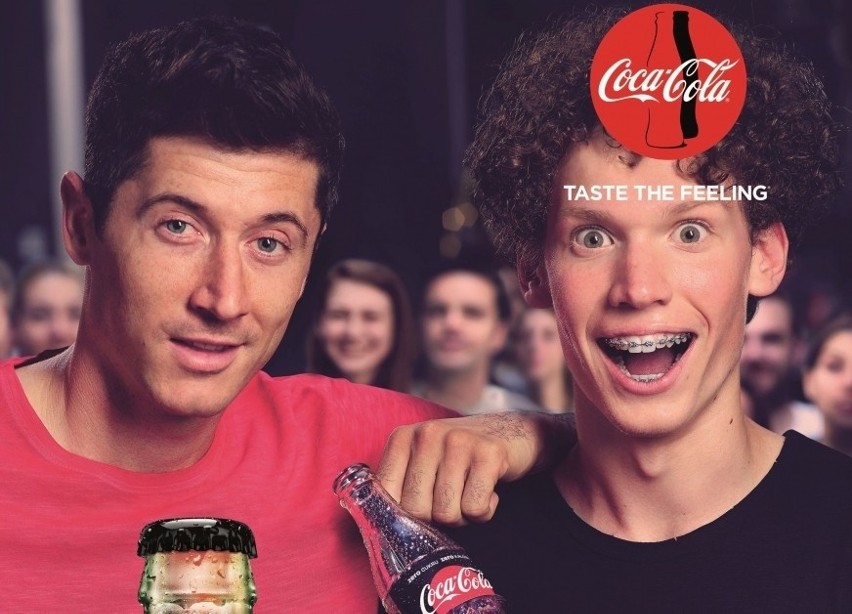 Robert Lewandowski współpracował z Coca-Colą w latach...