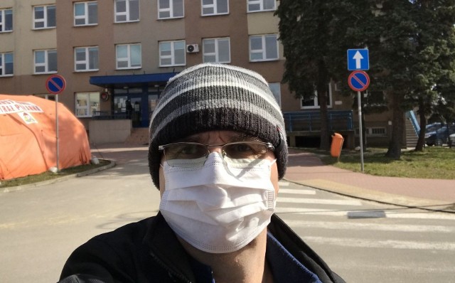 Krzysztof Busse w szpitalu w Przysusze spędził kilkanaście dni, zdjęcie wykonał już po zakończonym leczeniu. - Dziękuję całemu personelowi za pomoc i opiekę - mówi.
