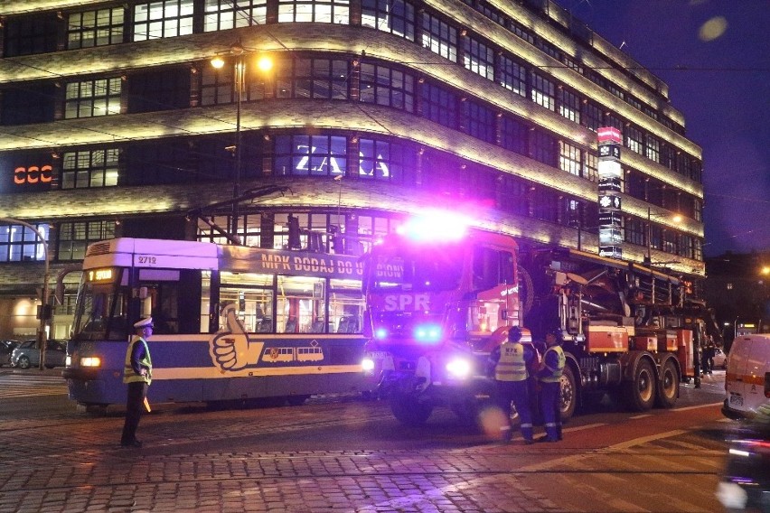 Wykolejenie tramwaju na Świdnickiej. Duże utrudnienia 