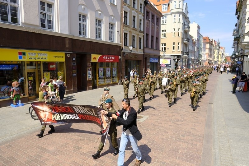 Torunianie upamiętnili w sobotę (12 maja) rotmistrza Witolda...