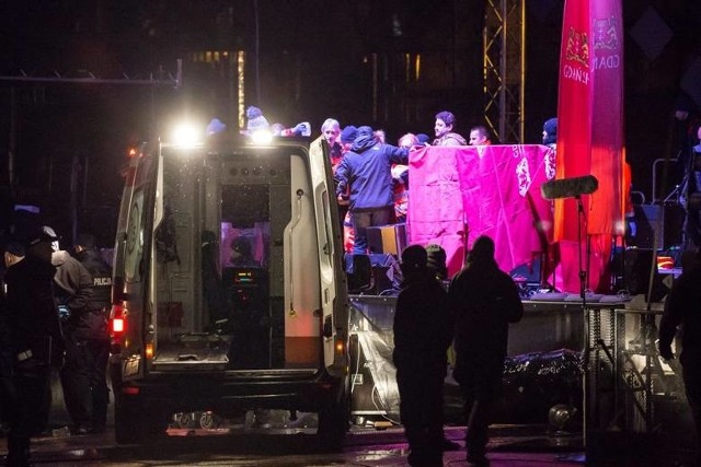 Toruńska prokuratura bada, czy policja i Służba Więzienna prawidłowo zareagowały na sygnał matki Stefana W., zabójcy prezydenta Gdańska. - Śledztwo przedłużyliśmy - informuje prokurator Andrzej Kukawski. Tekst: Małgorzata OberlanZobacz także:Przemyt narkotyków wartych 10 milionów. Zatrzymania w regionieNowosciTorun