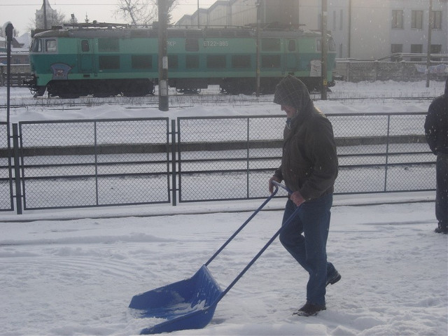 Mandat albo sąd grodzki. Lepiej nie czekać, tylko odśnieżać.