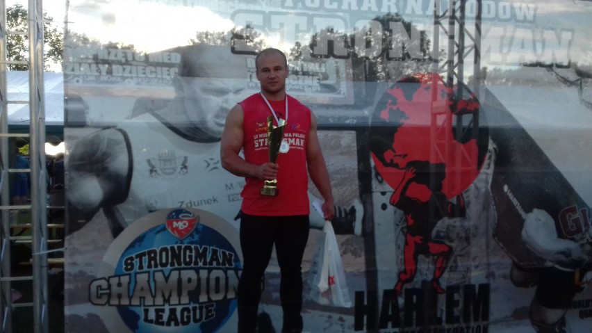 Marek Czajkowski to wicemistrz Polski Strongman do 105 kg
