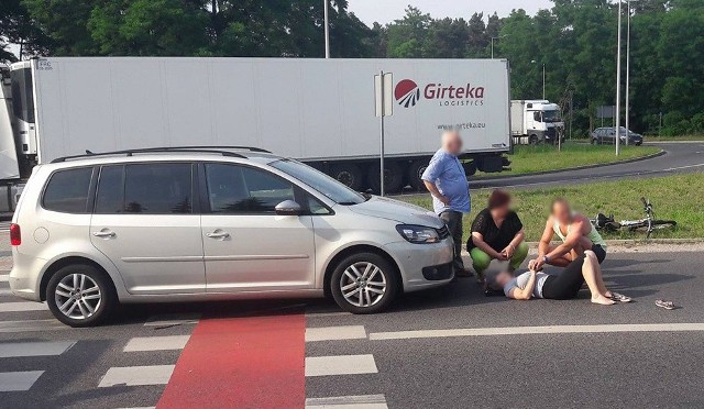 Rowerzystka została potrącona we wtorek, 20 czerwca,na rondzie Batorego w Zielonej Górze.