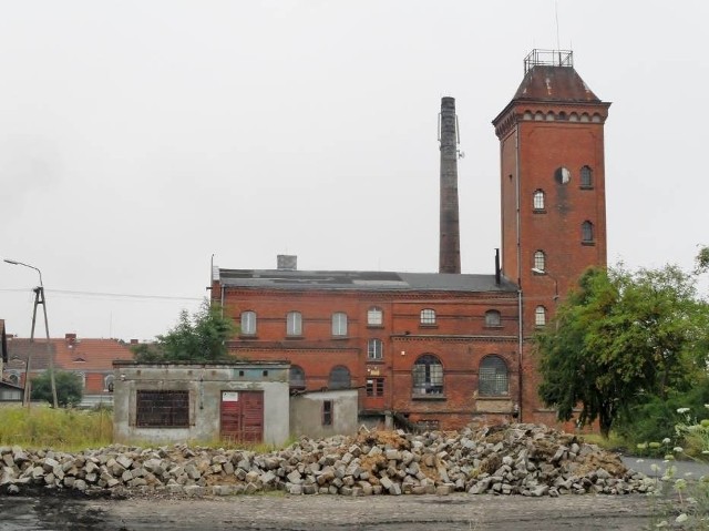 Nowe życie PGR: Woźniki i Kochanowice zrewitalizują tereny po Państwowych Gospodarstwach Rolnych