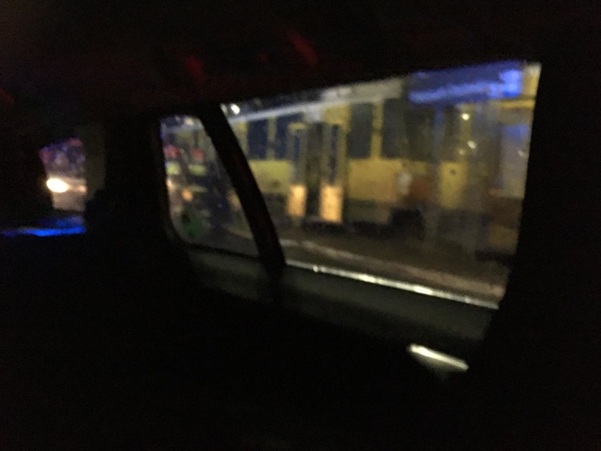 Pożar tramwaju na Szarych Szeregów w Szczecinie. Sytuacja opanowana