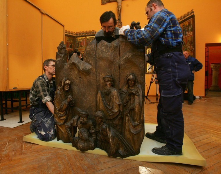 Zabytkowy oltarz w szczecinskim muzeum...