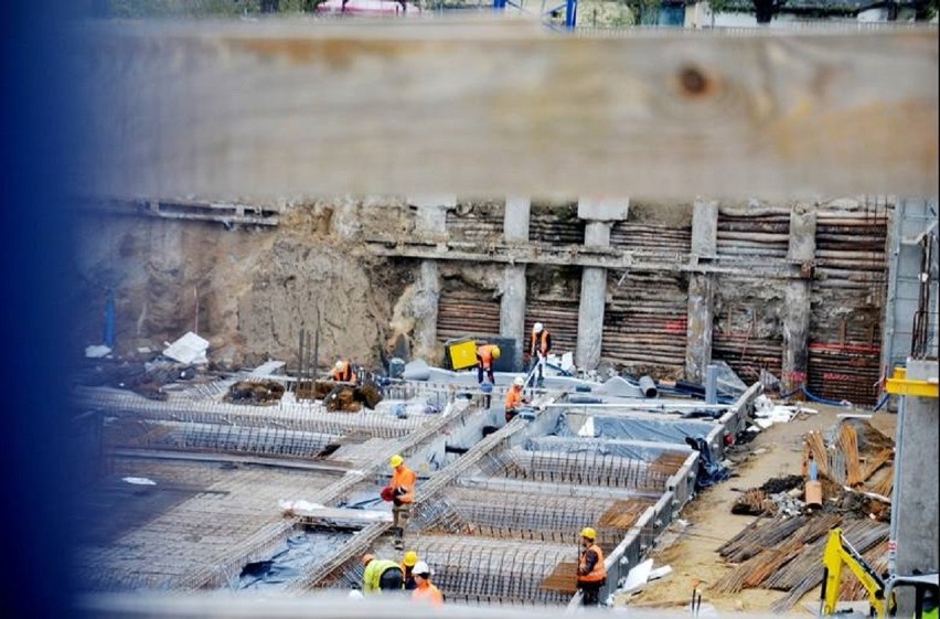 Po rozbudowie w galerii Focus Mall znajdą się nowe sklepy i...