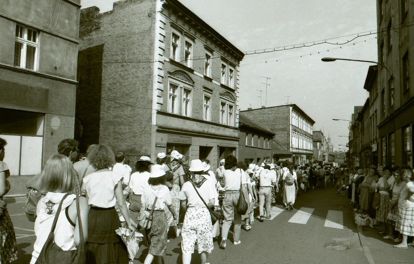 Rybnicka Pielgrzymka na początku lat 90. [ZDJĘCIA ARCHIWALNE]