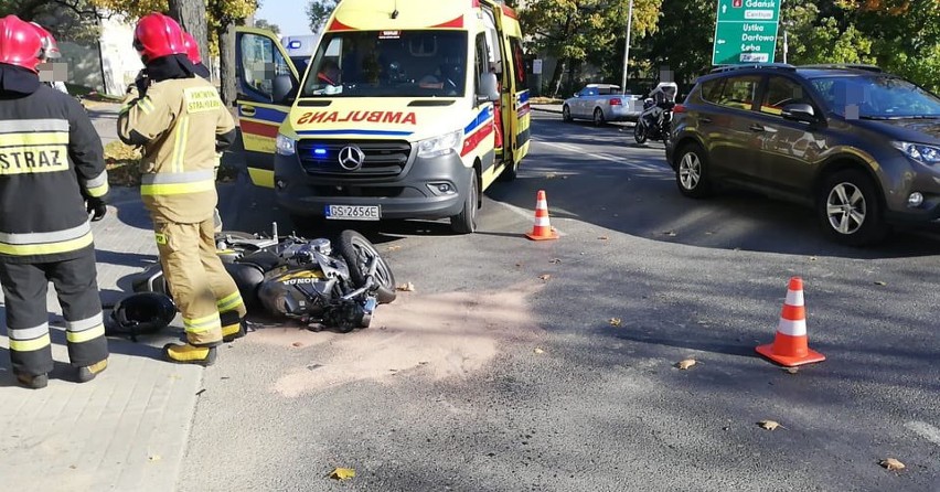 Wypadek na ulicy Szczecińskiej w Słupsku. Motocyklista w...