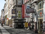 Plastyk miejski cenzuruje szyldy reklamowe w Słupsku