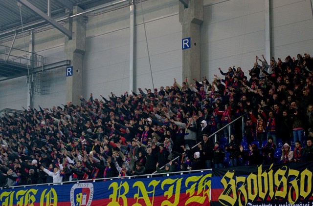 Na stadionie Piasta w ostatnim meczu zasiadło 5,353 kibiców
