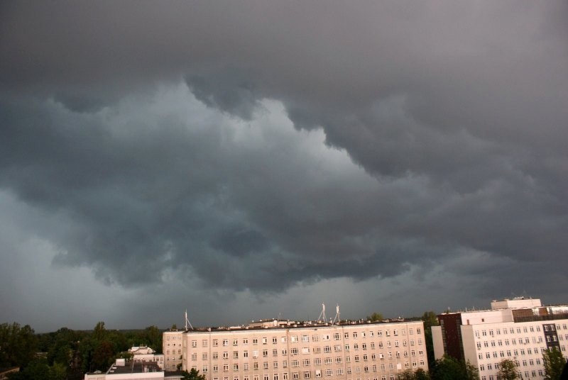 Zdjecia burzy w wykonaniu naszych Internautów - 27 lipca...