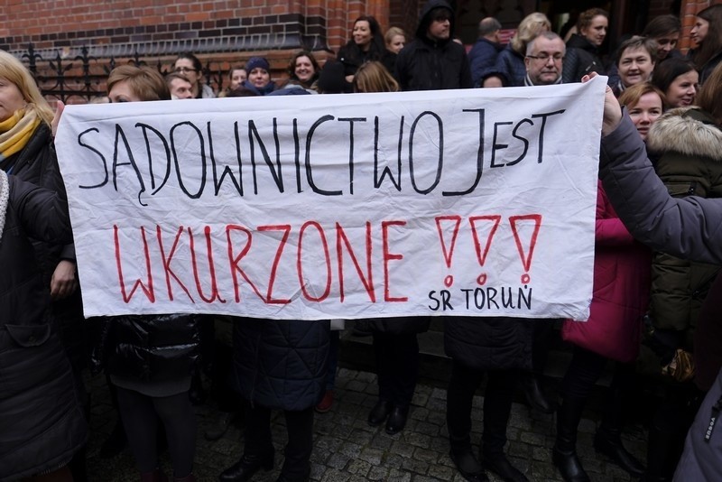 Pracownicy Sądu Okręgowego i Sądu Rejonowego w Toruniu nie...