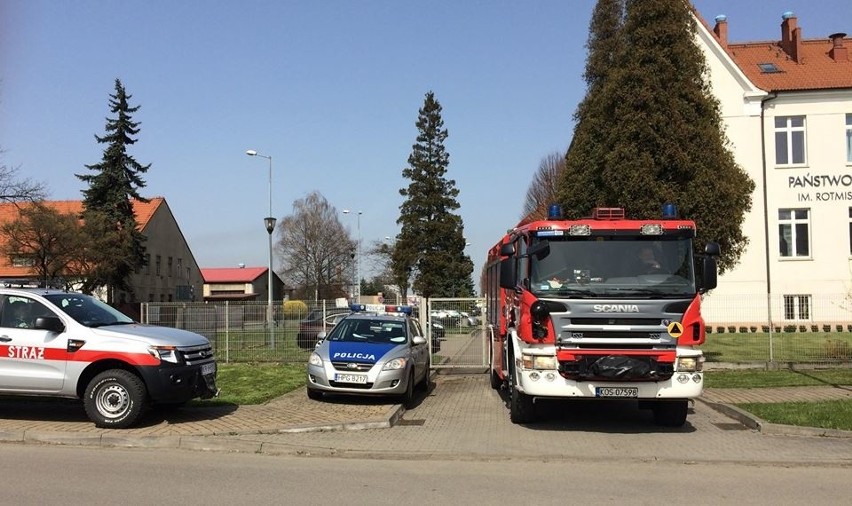 Oświęcim. Ewakuacja uczelni po fałszywym alarmie