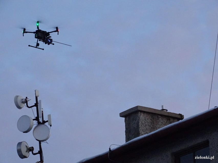 Kontrole z użyciem dronów w gminie Zielonki. Urzędnicy...