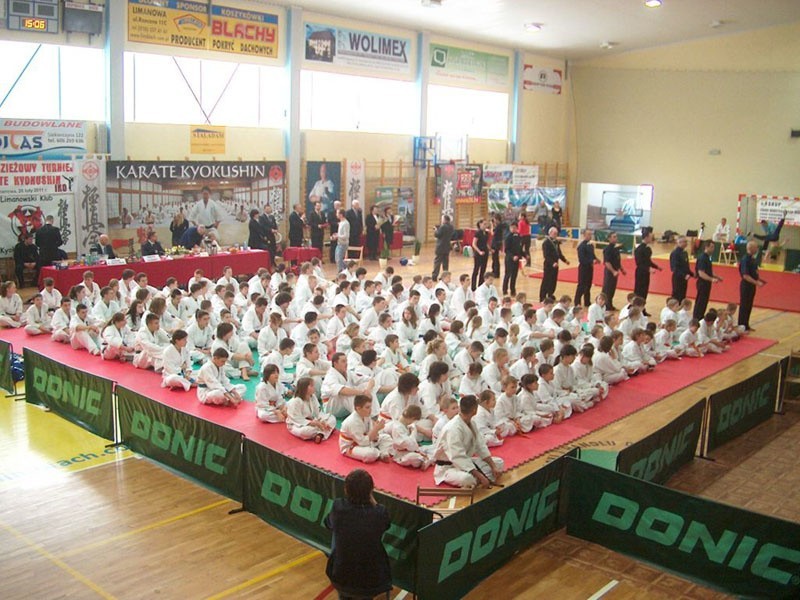 Karate Kyokushin: turniej w Limanowej. 12 medali leżajszczan