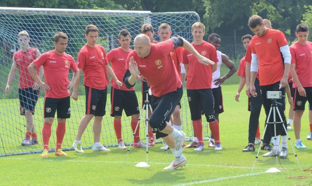 Piłkarze Widzewa od jutra będą trenować w Łodzi.