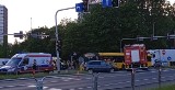 Katowice: o krok od tragedii. Autobus wjechał w osobówkę, w której podróżowało dziecko. Trzy pasy ruchu w kierunku centrum były zablokowane