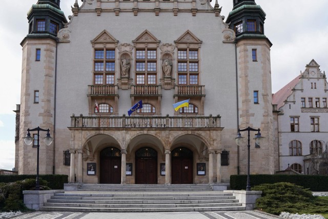 Uniwersytet im. Adama Mickiewicza w Poznaniu przygotował dokument „Polityka równościowa i antydyskryminacyjna UAM”.