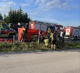 Tragiczny wypadek na motocyklu na drodze w Nowodworcach. Motocyklistka zginęła po zderzeniu z barierami 