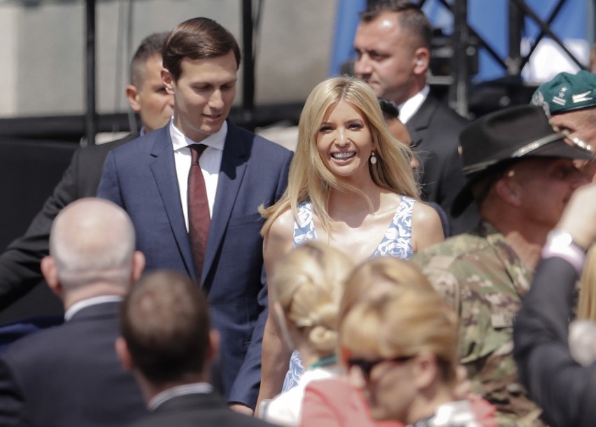 Warszawa: Melania Trump zabrała głos na pl. Krasińskich [ZDJĘCIA] W Polsce gościła też Ivanka Trump