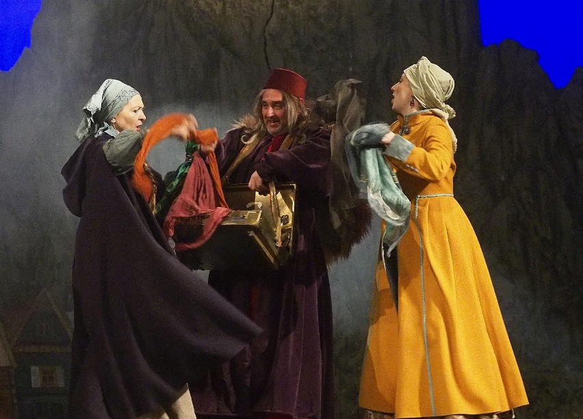 Teatr Dramatyczny. Hobbit - przedstawienie premierowe,...