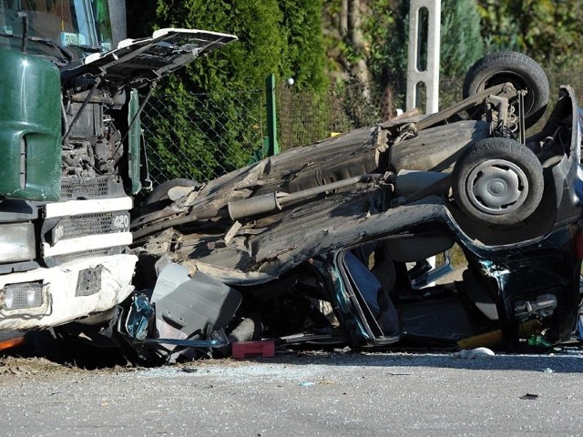 Ofiarą poniedziałkowego wypadku jest 18-letni mieszkaniec gminy Przemyśl.