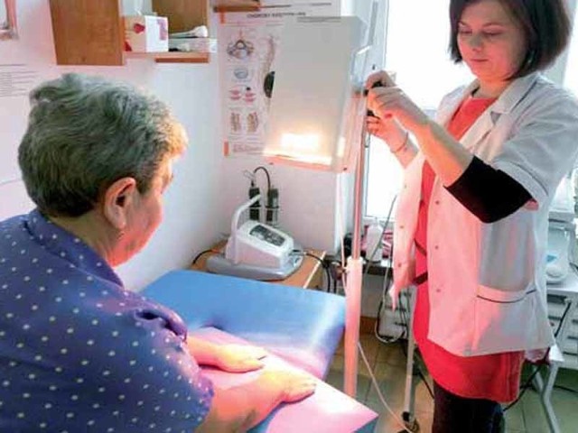 Terapię światłem stosuje jako jedną z metod leczenia Justyna Łapiczak, prowadząca Prywatny Gabinet Fizjoterapii w Koszalinie.