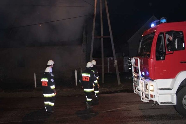 Pożar wybuchł około godz. 15.45.