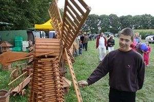 Czy ten wiatrak na pewno się kręci? Trzeba to sprawdzić.