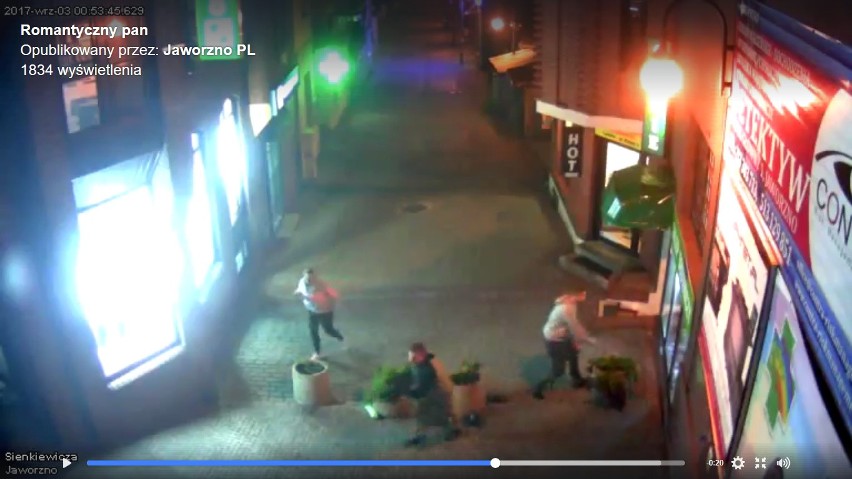 ukradli kwiatki z rynku w Jaworznie, nagrała ich kamera