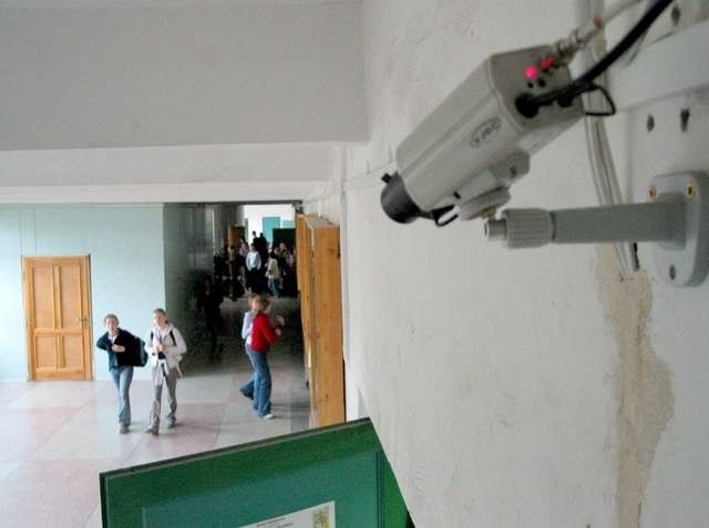 W toruńskich przedszkolach i szkołach jest około dwóch tysięcy kamer monitoringu